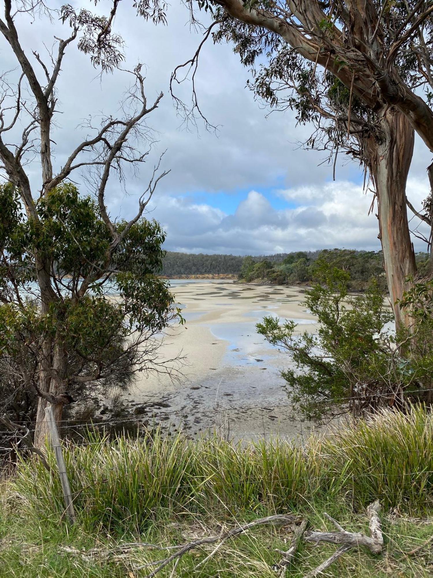Convict Beach House Saltwater River ภายนอก รูปภาพ